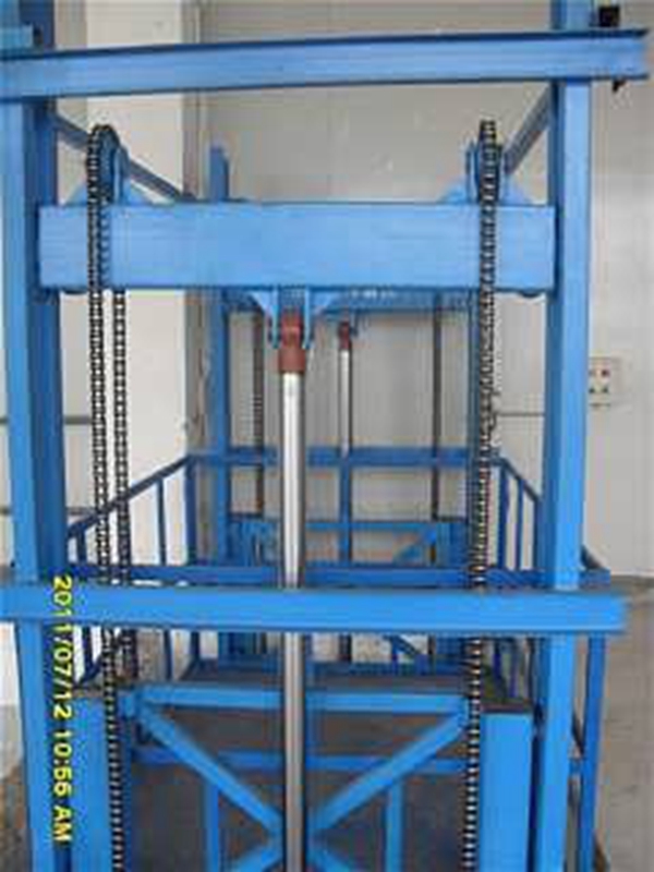 導軌式升降平臺的優勢以及用途 導軌式升降平臺的優勢以及用途